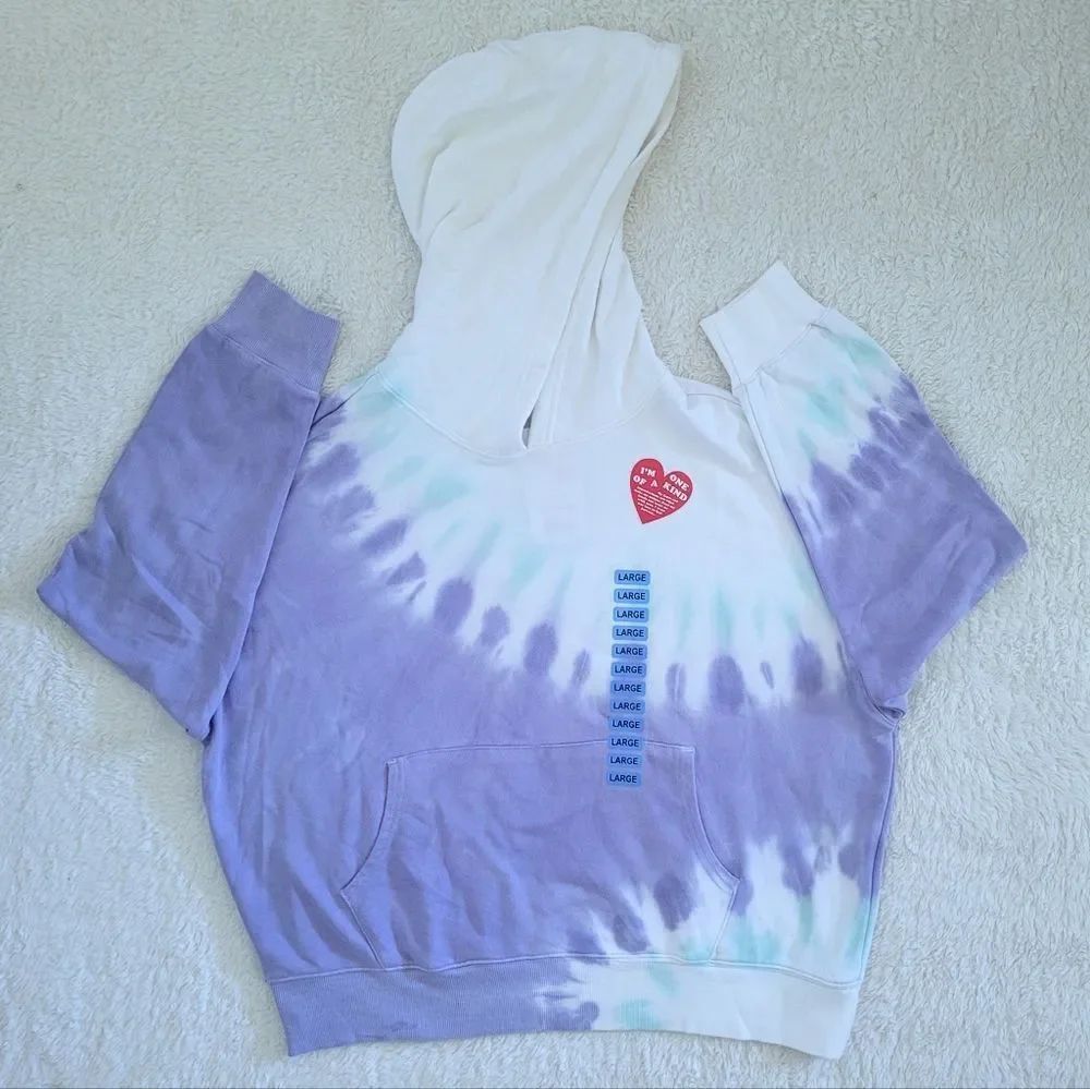 Wildfox🦊 Periwinkle Tie Dye☮️ Hoodie - NWT - Picture 8 of 16